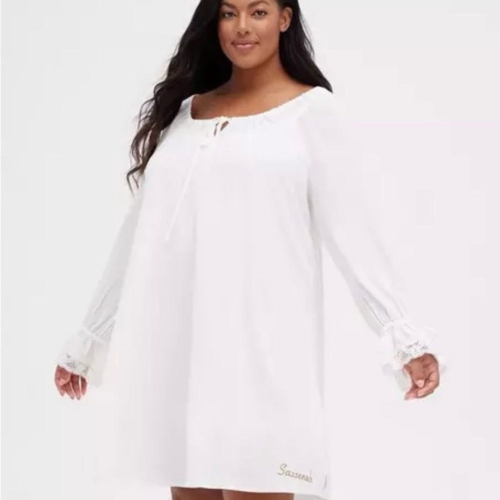 Torrid Outlander White Long Sleeve Double Layered Nightgown